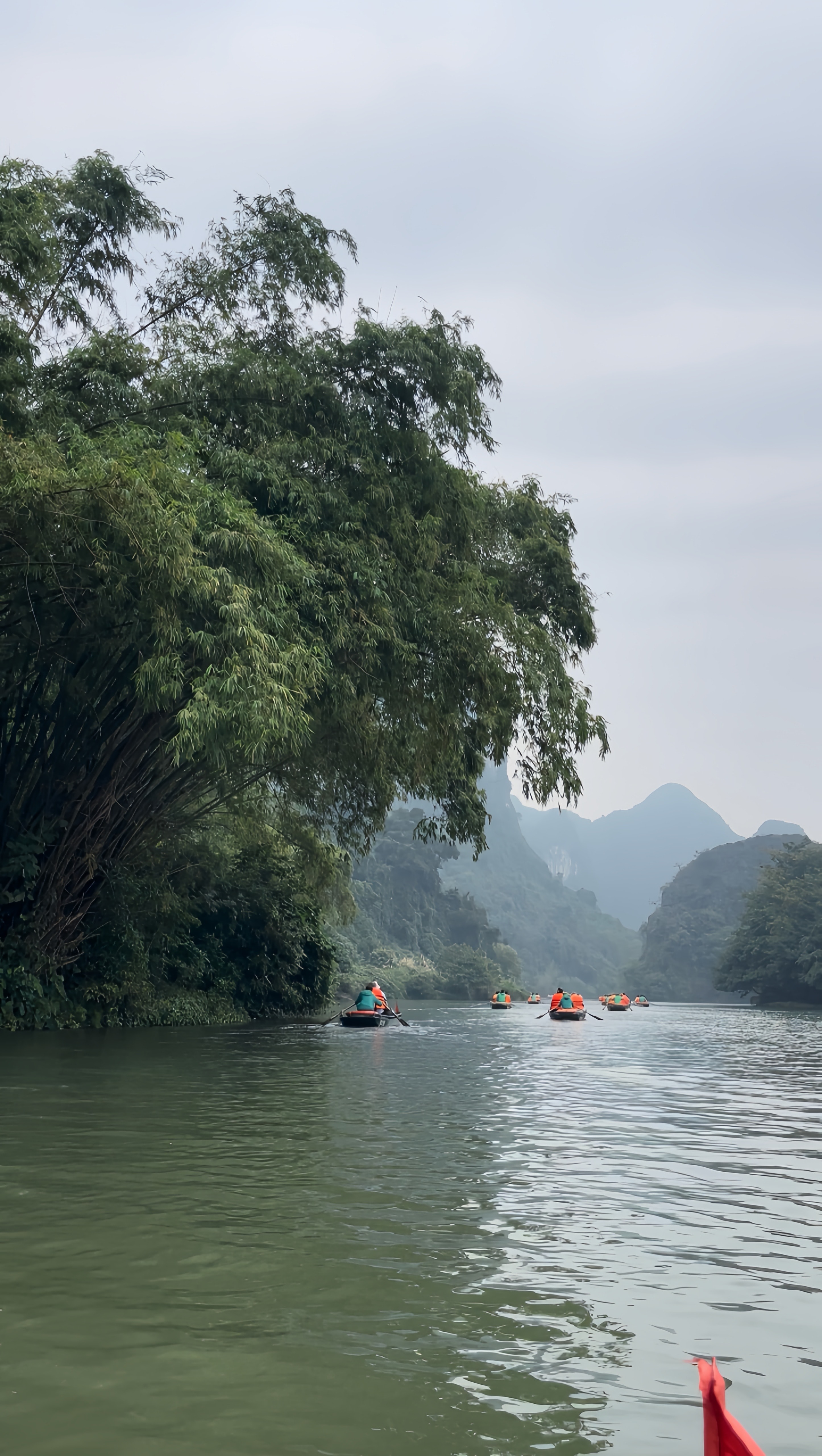 A view through the landscape of Tràng An, Ninh Bình.